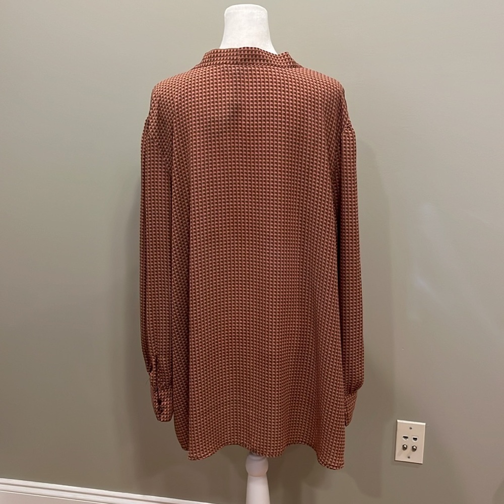 Adrianna Papell Long Sleeve Blouse - Picture 4 of 10